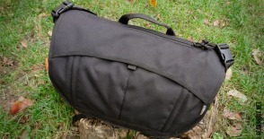 Огляд плечової сумки Messenger Bag від Gear Shout